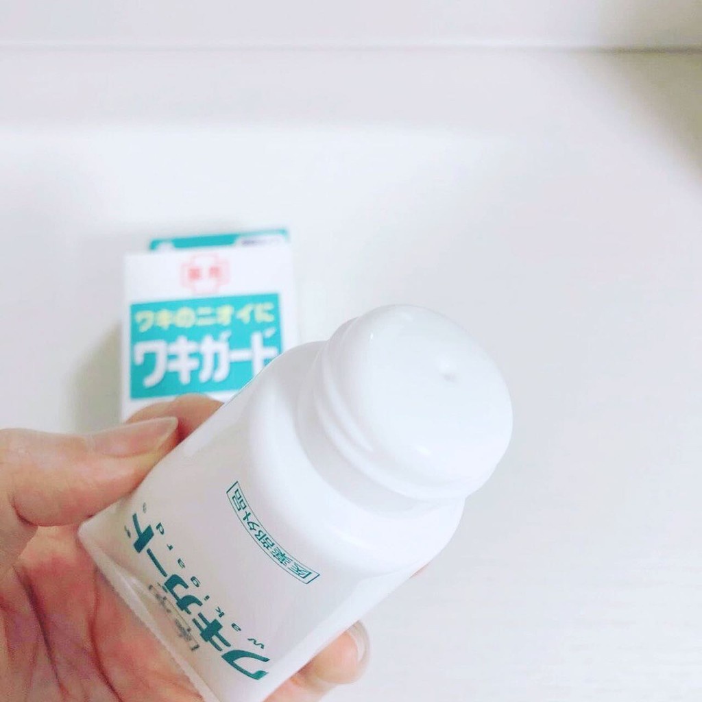 [Hỏa tốc HCM] Lăn gel khử mùi hôi nách 50g Kobayashi Nội Địa Nhật Bản