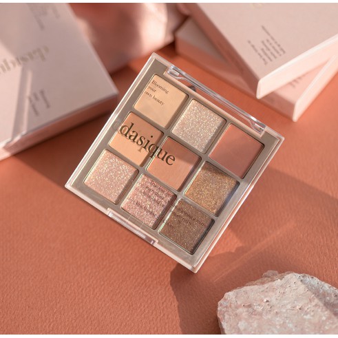 Bảng Phấn Mắt 9 Màu Xinh Xắn Dasique Shadow Palette | BigBuy360 - bigbuy360.vn