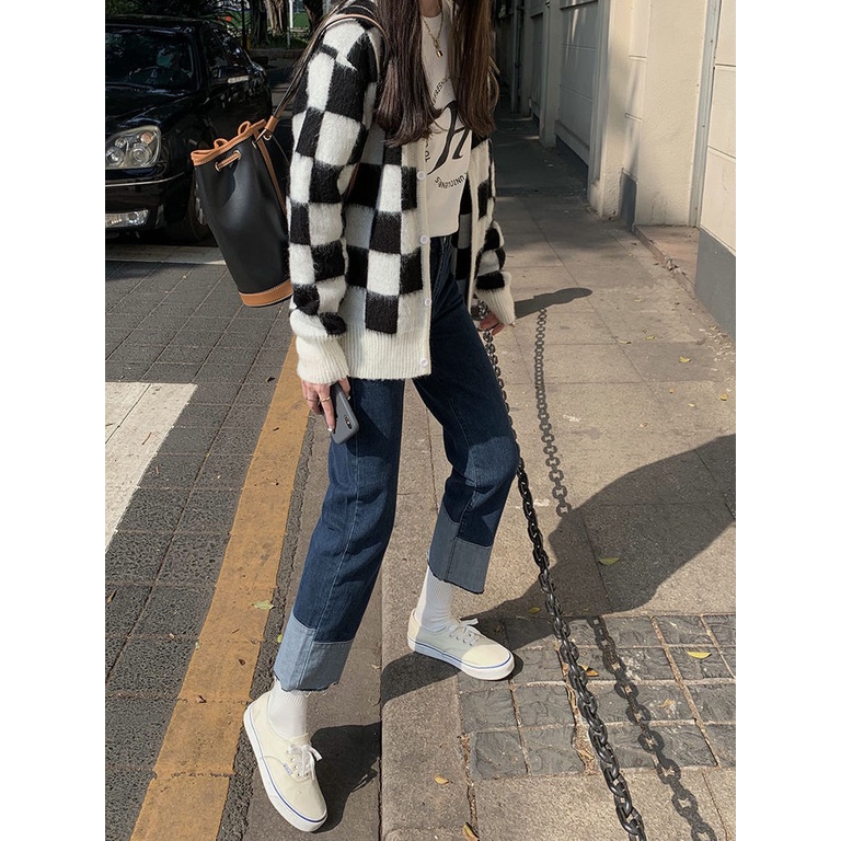 Quần Jean Nữ Màu Sắc Tương Phản