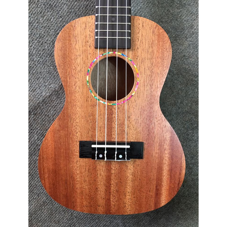 ĐÀN UKULELE CONCERT VIỀN NGỌC ( MUA 1 TẶNG 4 )