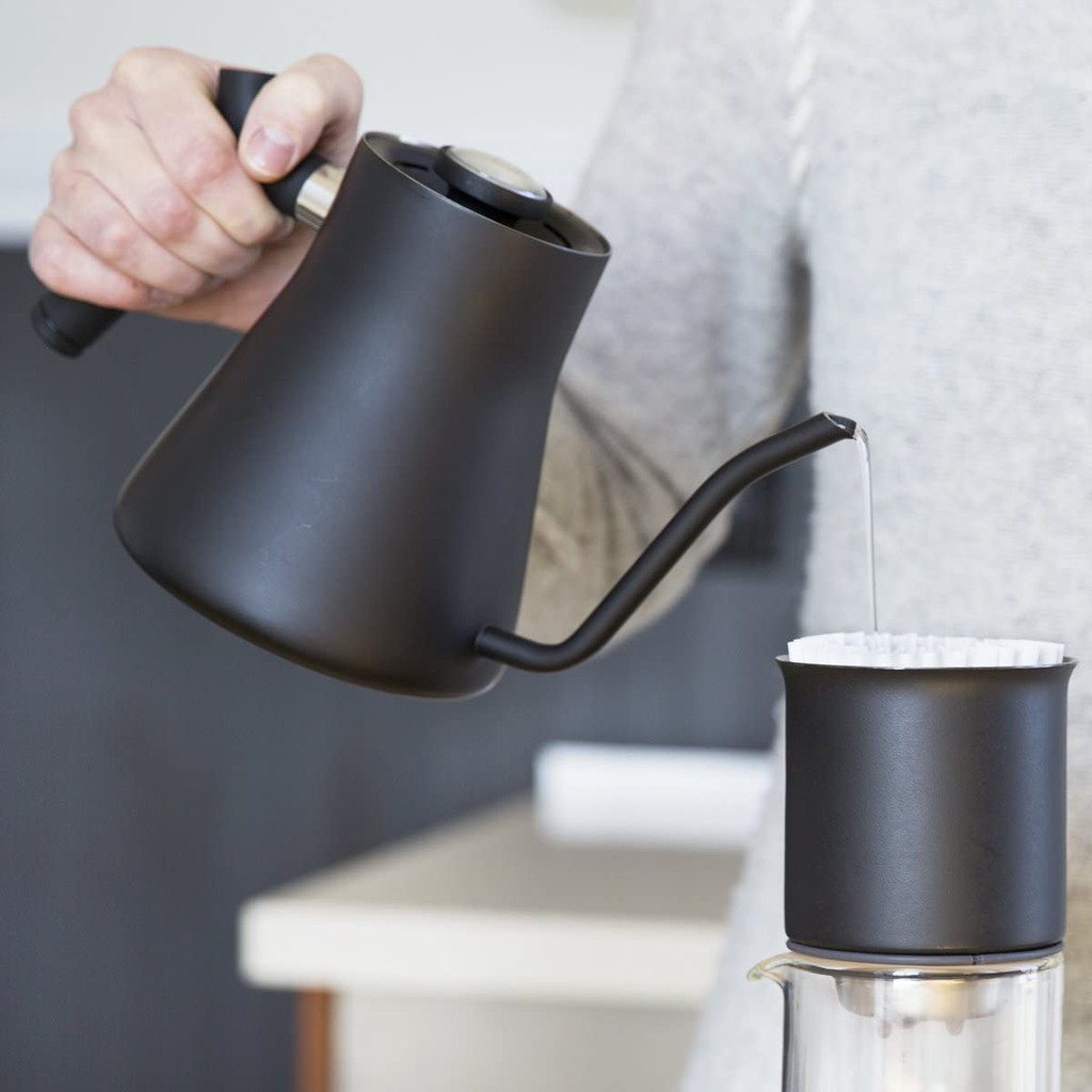 Ấm rót cà phê Fellow Stagg Pour-over Kettle Matte Black-1.0Lít