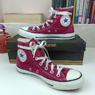 Giày Converse 2hand chính hãng ( Full box, tặng kèm tất tim và dây giày tự chọn )