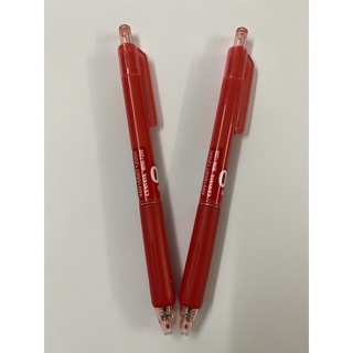 🔹 vĩ 2 cây bút bi gel 1200 mực đỏ và đen.