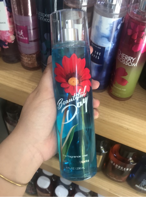 Xịt thơm Bath and Body Works Beautiful Day (236ml) | BigBuy360 - bigbuy360.vn