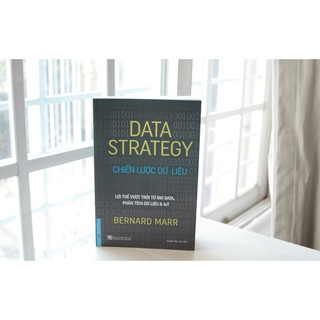 Sách - Data Strategy - Chiến lược dữ liệu [First News]