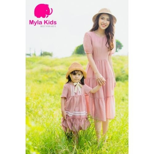 Set đầm đôi mẹ và bé gái ngắn tay màu hồng nhạt váy tơ lụa organza an toàn cho bé Myla Kids kèm ảnh feetback của khách