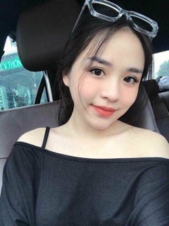 Váy lệch vai
