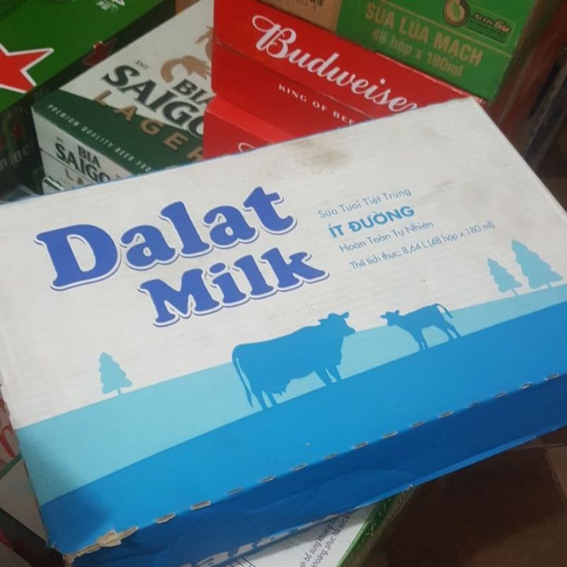 Thùng sữa dalat milk ít đường 180ml