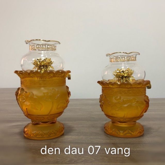 đèn dầu thờ cúng pha lê 07 vàng lưu ly
