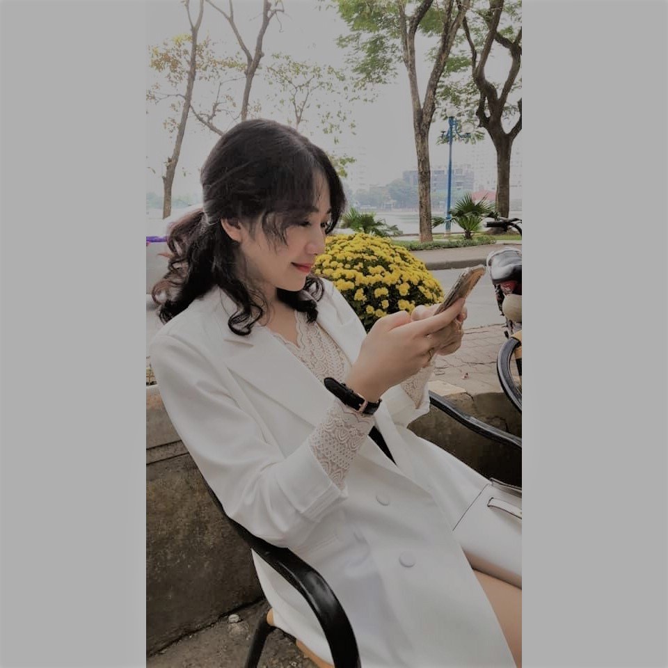 Áo khoác vest cúc bọc Lucy Outfit thiết kế có đệm vai | BigBuy360 - bigbuy360.vn