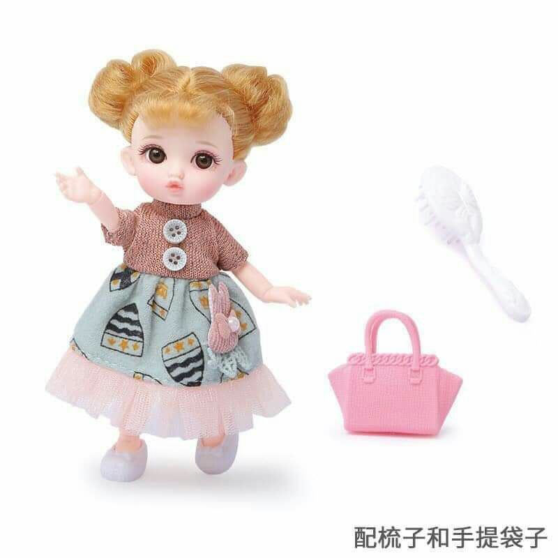 Set trứng búp bê kèm túi và lược dễ cử động