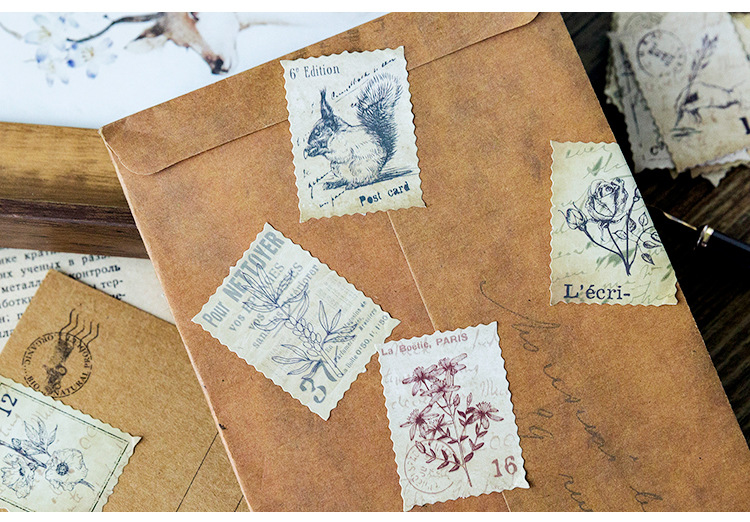 Flowertree Sticker Bộ 46 hình dán trang trí chủ đề khu rừng