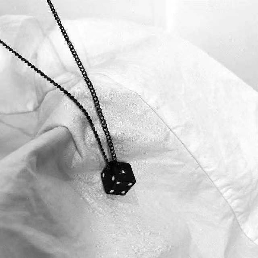 Vòng cổ Mặt Hình Xúc Xắc May Mắn Thời Trang Hip Hop Hàn Quốc Đơn Giản Dành Cho Nữ