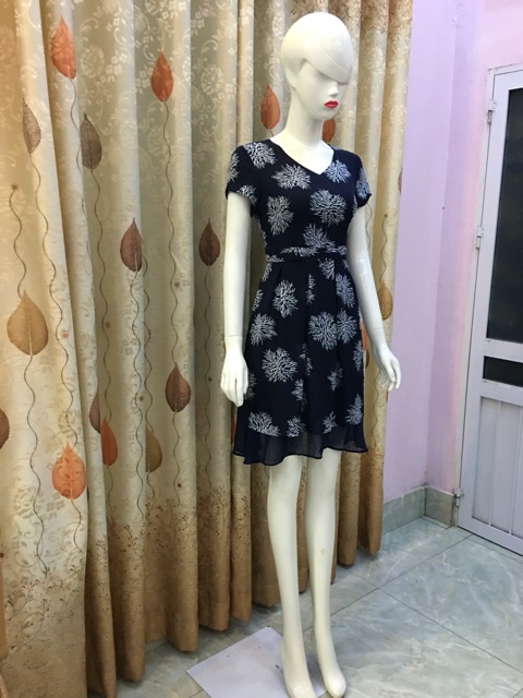 Đầm xòe 2 lớp xếp ly eo cao cấp V58 | BigBuy360 - bigbuy360.vn