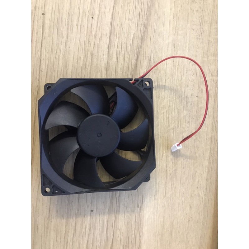 Quạt máy sấy quần áo 12v như hình