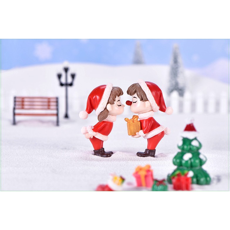 Tượng Cặp Đôi Giáng Sinh hôn nhau trang trí tiểu cảnh Giáng Sinh, Xmas terrarium