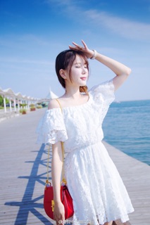 Đầm ren trễ vai quảng châu