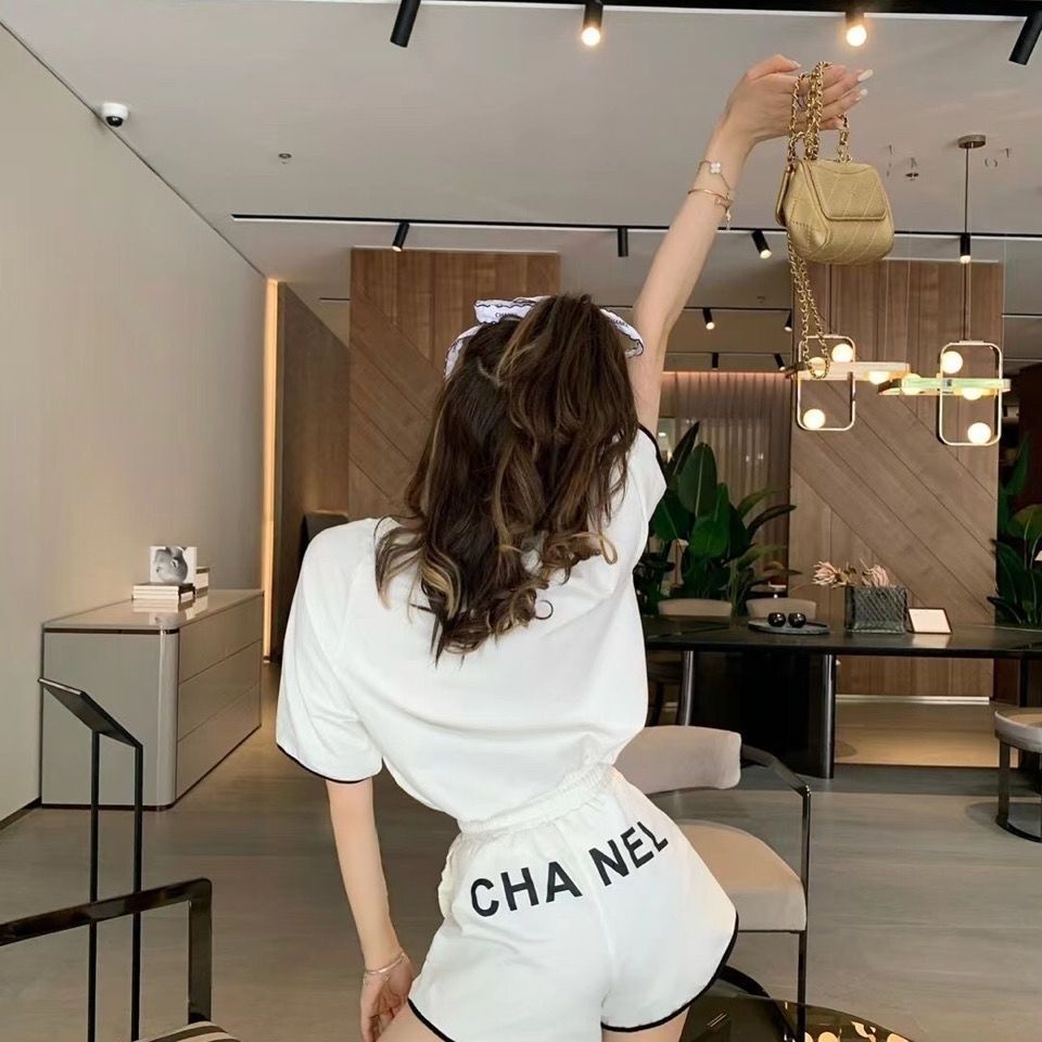 Bộ Đồ Thể Thao Ngắn Tay In Chữ C Thời Trang Mùa Hè Năm 2021 Dành Cho Nữ