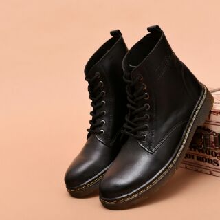 Giày Dr. Marten cao cổ da bò đen trơn