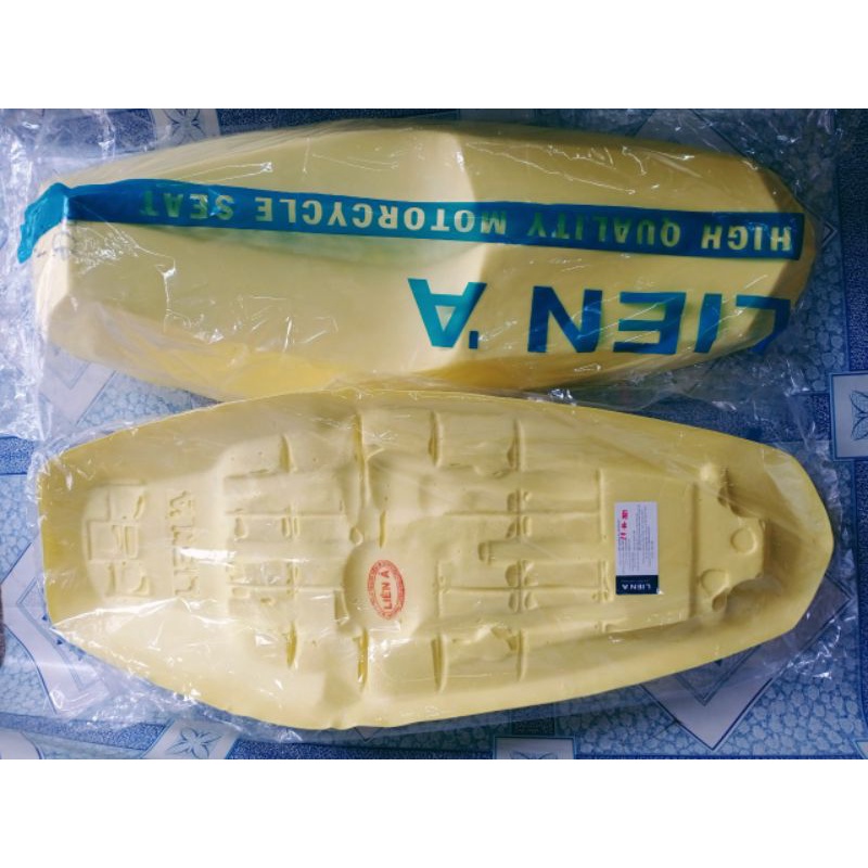Mút nệm yên xe Exciter 135cc độ có gù trên mặt