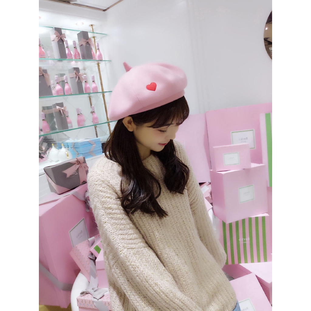 Cute and youthful style beret hat for women