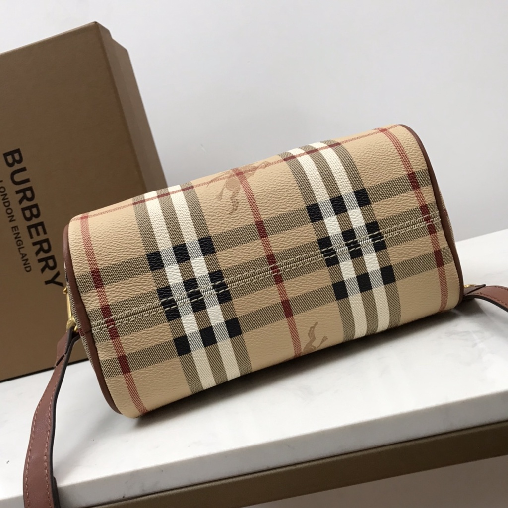 Túi đeo chéo nữ da thật thời trang cao cấp Burberry BBR phong cách trẻ trung, năng động