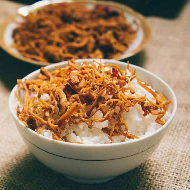 Khô gà cay