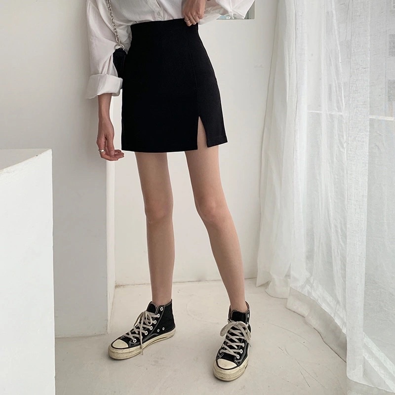 Chân váy chữ a ngắn trơn đen xẻ . Kiểu dáng công sở dễ phối đồ VD5 | BigBuy360 - bigbuy360.vn