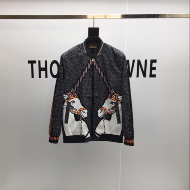 Áo khoác gió siêu cấp ngựa trắng