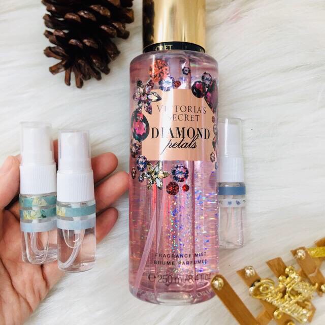 𝗕𝗢𝗗𝗬𝗠𝗜𝗦𝗧𝗣𝗘𝗥𝗙𝗨𝗠𝗘⚜️Xịt Thơm Body Victoria’s Secret Emerald Crush 250ml