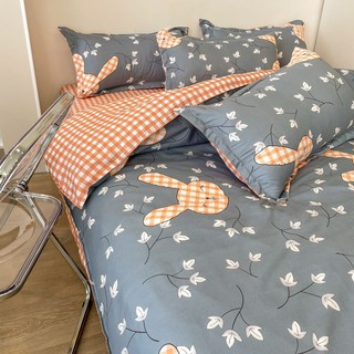 Bộ chăn ga gối cotton polyester thỏ xanh ga caro hồng