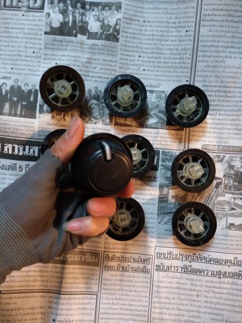 Núm vặn điều hoà Innova Fortuner