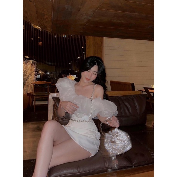 VÁY/ĐẦM LỆCH VAI BÈO TƠ PHỒNG CHẠY DÂY ĐÁ ÔM EO CHÂN VÁY XOÈ CHỮ A CÁCH ĐIỆU THIẾT KẾ SANG CHẢNH