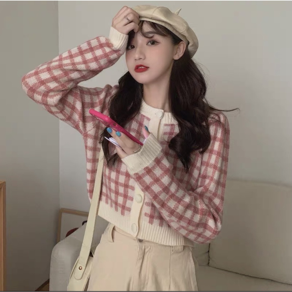 Áo len Croptop 2 màu trắng, hồng combo cúc áo, hot trend 2021 | BigBuy360 - bigbuy360.vn