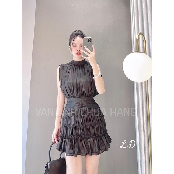Váy tơ nhún tầng cổ lọ sang chảnh hack dáng