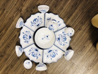 Bộ đồ ăn hoa mặt trời- vẽ hoa sen