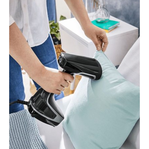 Bàn là hơi nước khử trùng TEFAL DT8270 Access Steam Force Dampfburste màu đen bạc