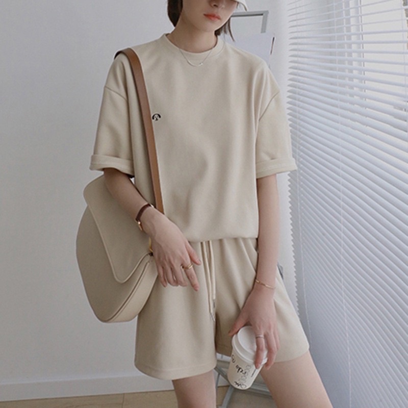 Set Quần Áo Tay Lỡ Màu Be Thêu Hình Cún Ngực Phong Cách Vintage Hàn Quốc Ulzzang Unisex PHULA | BigBuy360 - bigbuy360.vn