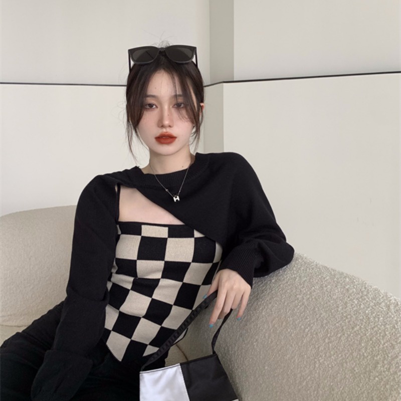 Set Áo 2 Dây Lửng Và Áo Khoác Cardigan Dệt Kim Phong Cách Hàn Quốc Cho Nữ
