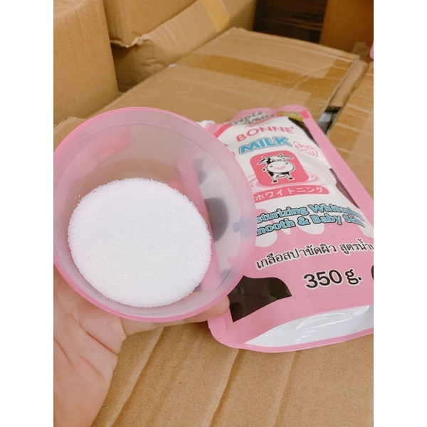 Muối tắm sữa bò tẩy tế bào chết A Bonne Spa Milk Salt 350g - có vòi