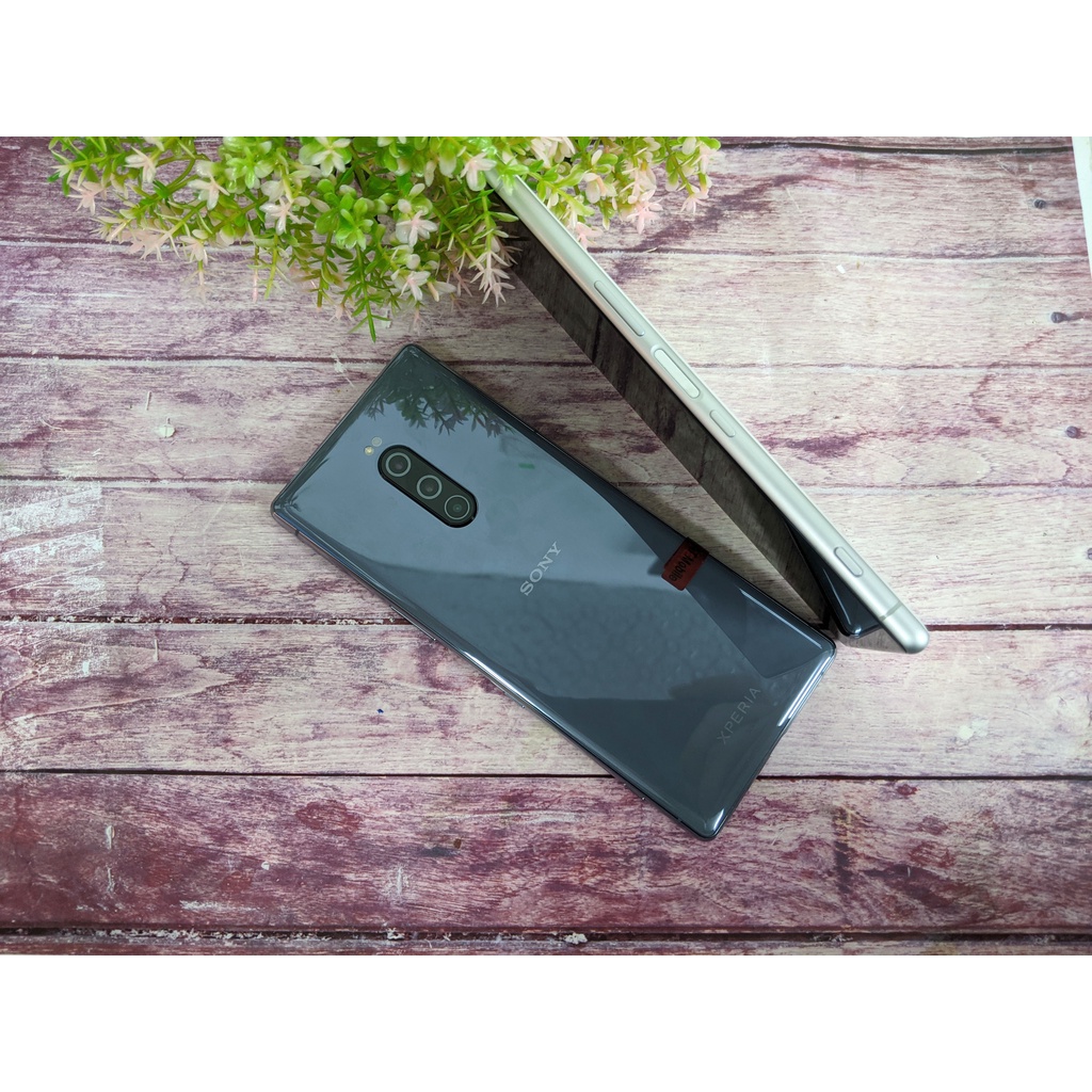 Điện thoại Sony Xperia 1 đẹp Zin 99% Màn P-ShopOLED6.5"Ultra HD (4K) | Chatmobile Shop. | BigBuy360 - bigbuy360.vn