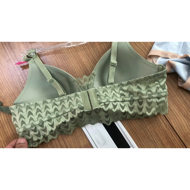 ♥️ Áo Lót Nữ ♥️Áo Ngực Không gọng mút mỏng ôm và nâng ngực rất êm