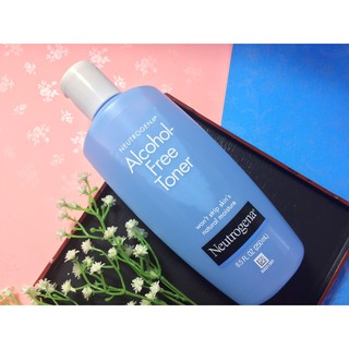 Nước hoa hồng không chứa cồn Neutrogena Alcohol-Free Toner 250ml