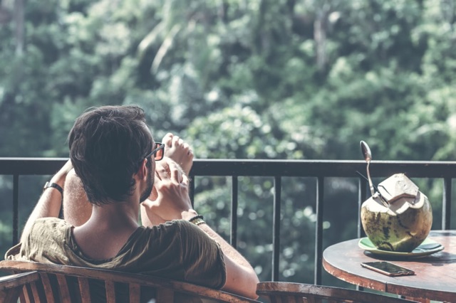 Tinh dầu thơm giảm căng thẳng giảm stress giúp tinh thần tích cực