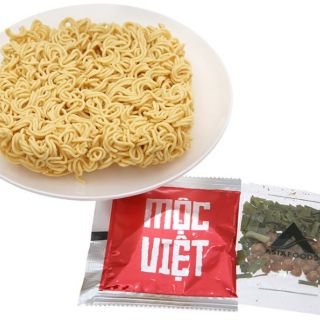 Mì Mộc Việt tôm chua cay gói 75g (Mua 10 gói tặng 1 hộp nhựa).