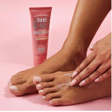 Kem dưỡng da chân Soap And Glory Heel Genius Foot Cream 125ml