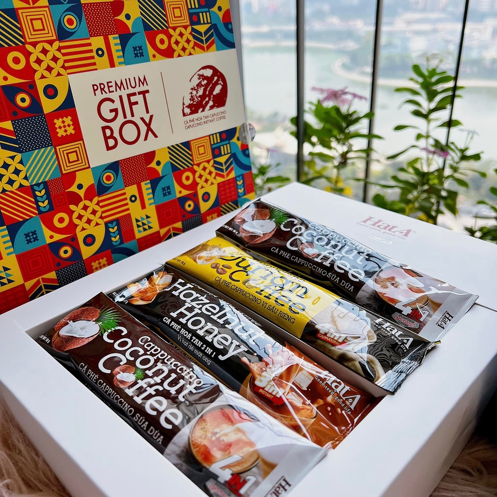 Hộp quà tặng cao cấp Hạt A Cafe Premium Gift Box Coffee 3 loại cà phê hòa tan 288g - 16 stick