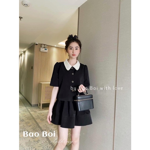 Set áo sơ mi cổ trắng mix chân váy đen