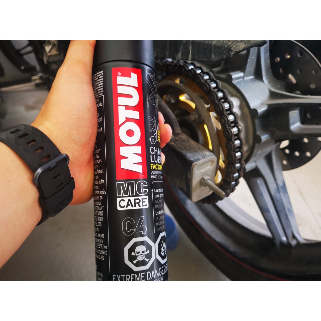 Chai Xịt Dưỡng Sên Motul C4 Chain Lube 400ml