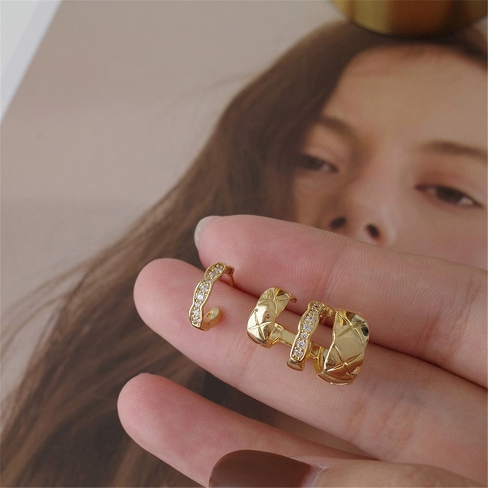 COD Khuyên Tai Nữ Trang Tạo Hình Độc Đáo